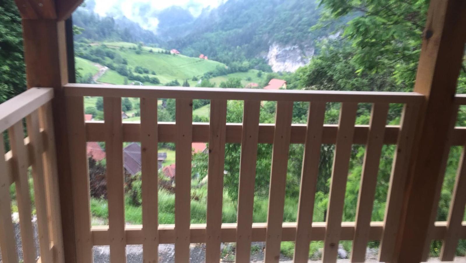 Hotel Ljubav Stara Zaovine à Lazici Extérieur photo